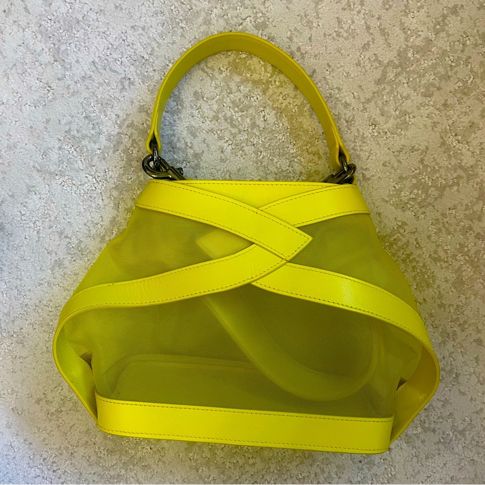 Like New Giaquinto convertible crossbody purse